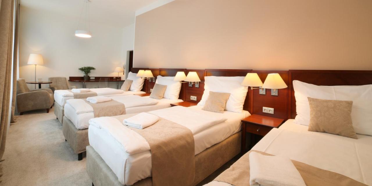 Hotel Kozak Brno Bagian luar foto