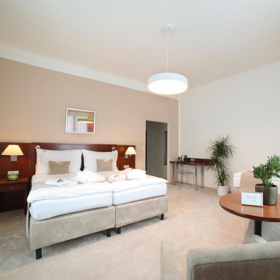 Hotel Kozak Brno Bagian luar foto